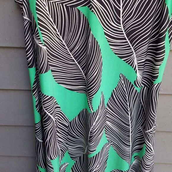 9 West Tropical Black/Green leaf V Neck Pop Over Dress Size 10 - Picture 5 of 8